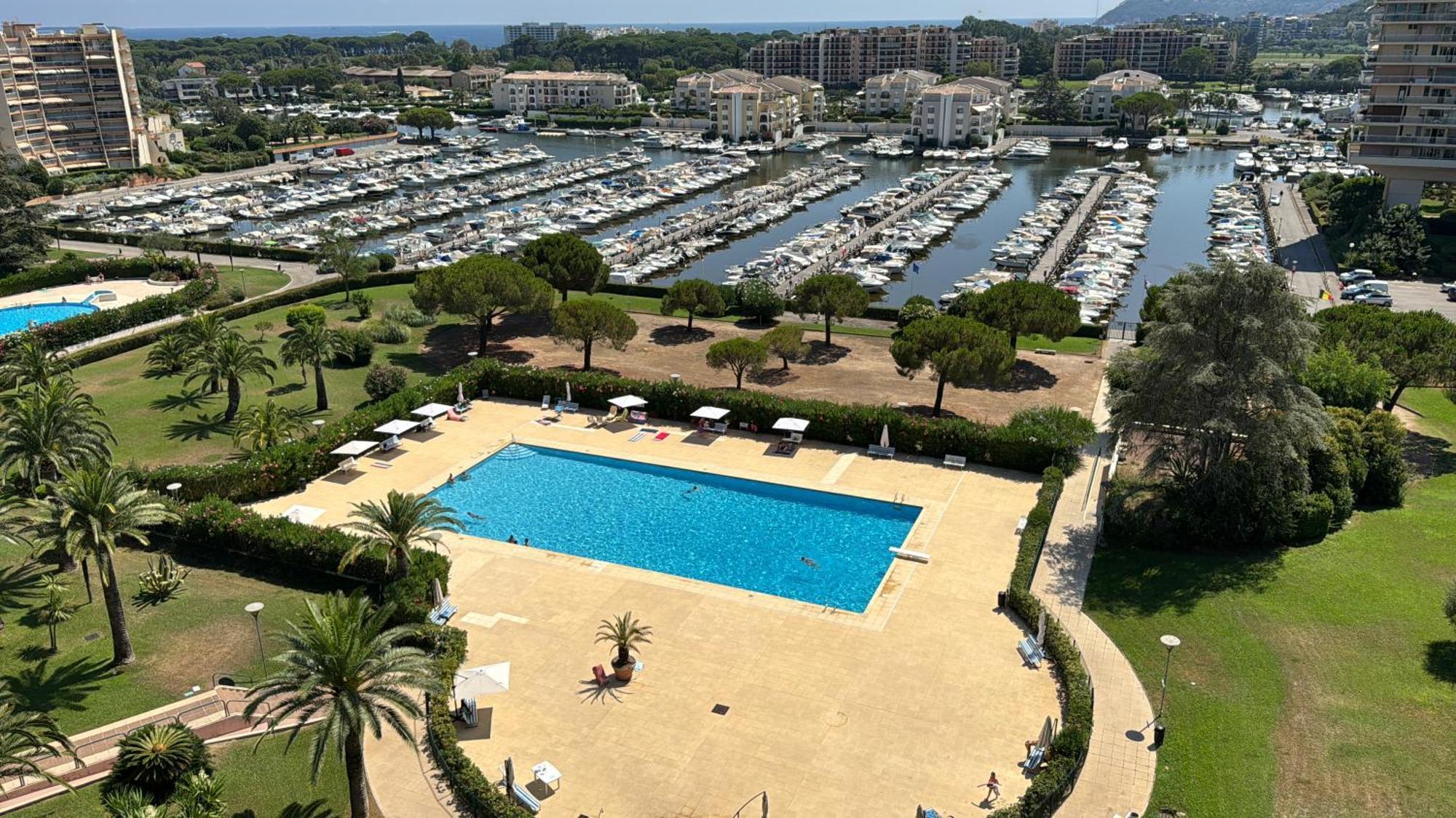 Appartement T3 De Standing Vue Mer Et Marina Mandelieu-la-Napoule Exterior foto