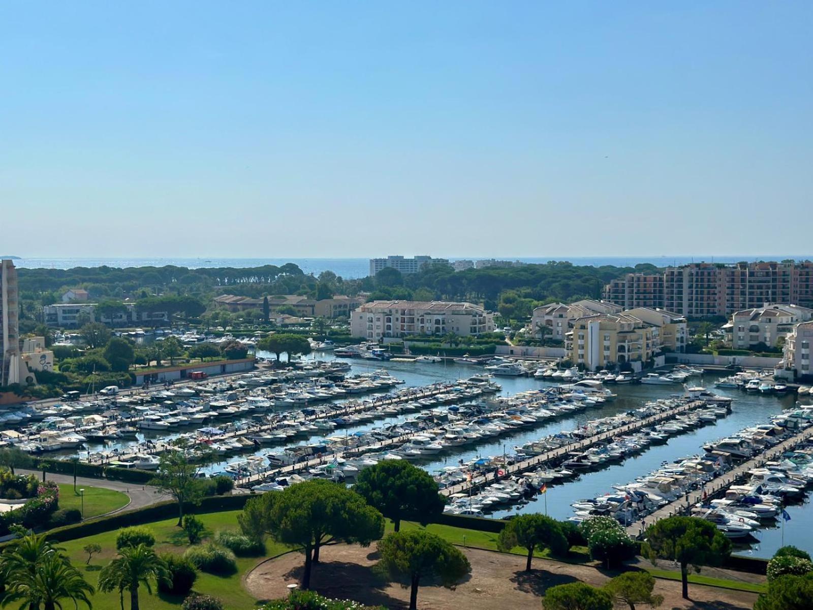 Appartement T3 De Standing Vue Mer Et Marina Mandelieu-la-Napoule Exterior foto